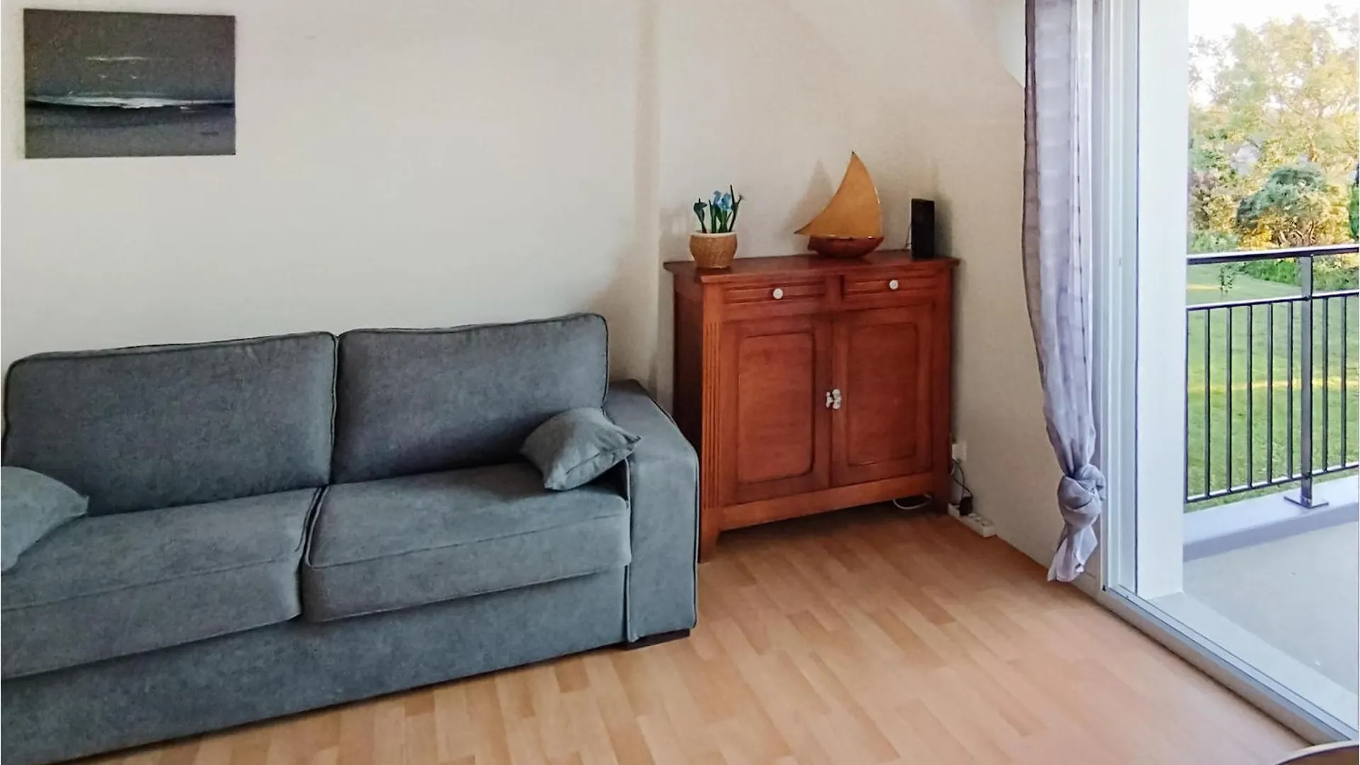 Gorgeous Apartment In Carantec With Wifi Frankrijk